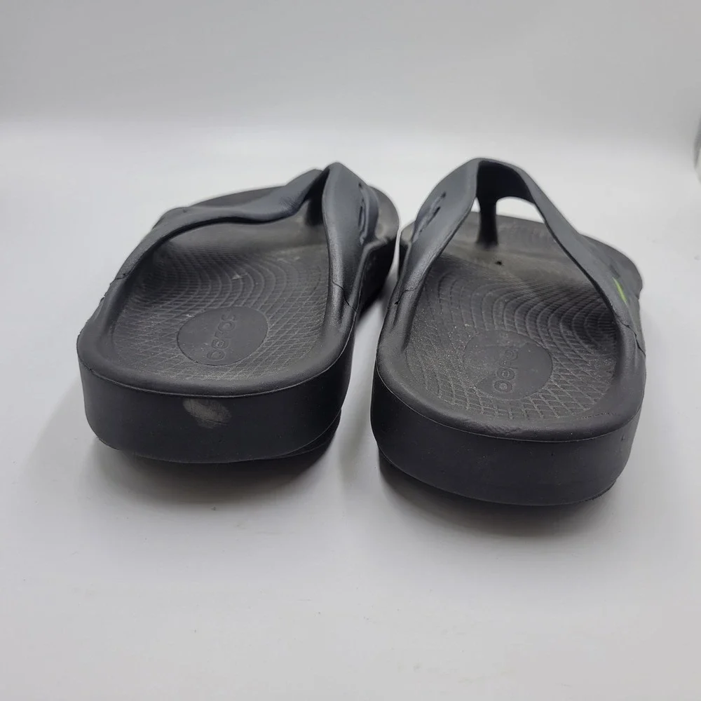 OOFOS OOriginal Sport Sandal Black Graphite Recovery Flip Flop Mens 8 Womens‎ 10